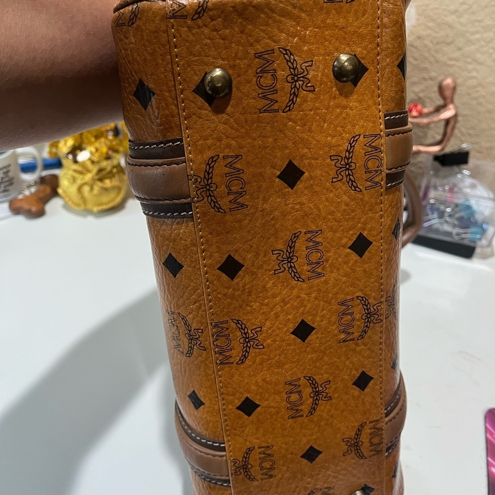 MCM COGNAC VISETOS VINTAGE HANDBAG - Picture 6 of 16